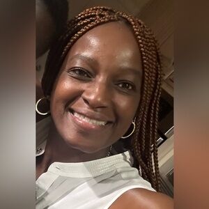 Meet your Posher, Elfreda